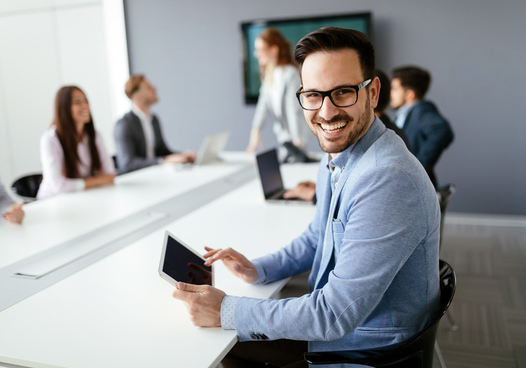 Enterpreneurs and business people conference in modern meeting room